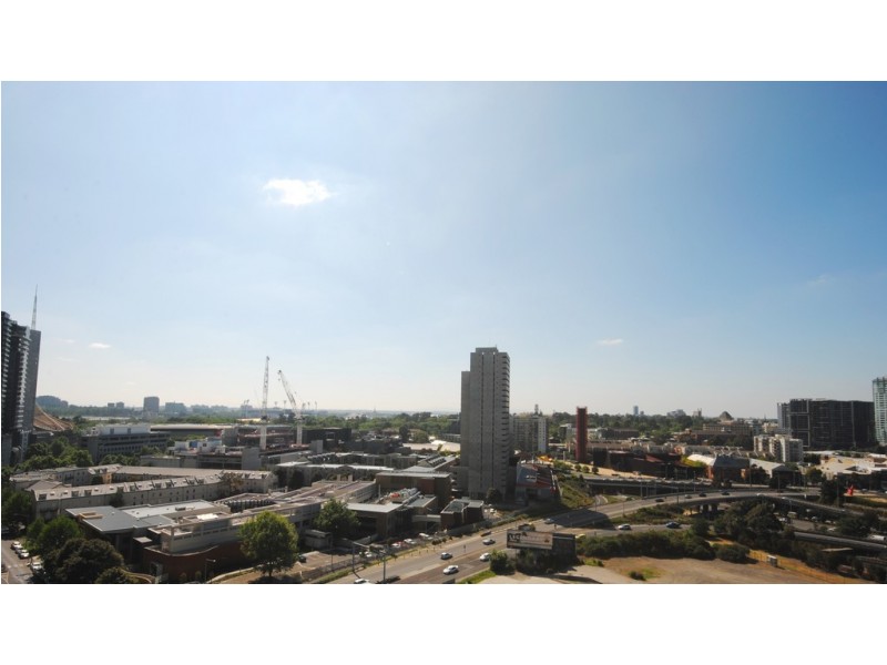 REF 23400/100 Kavanagh Street, Southbank VIC 3006