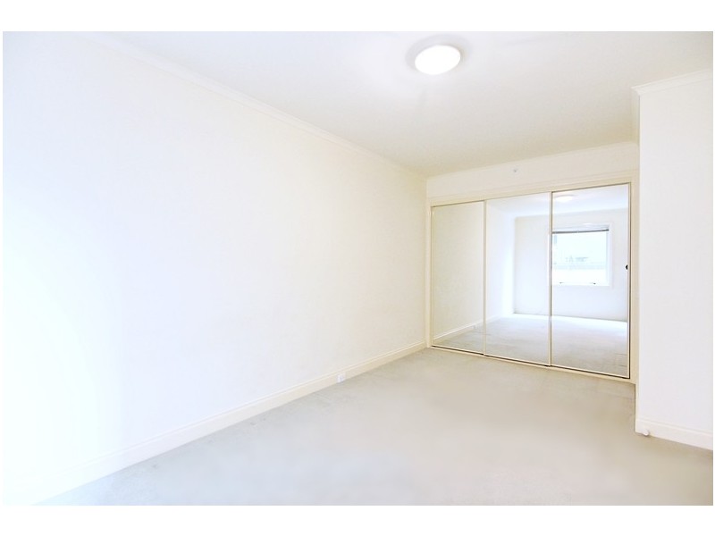 REF 23403/33 Latrobe Street, Melbourne VIC 3000