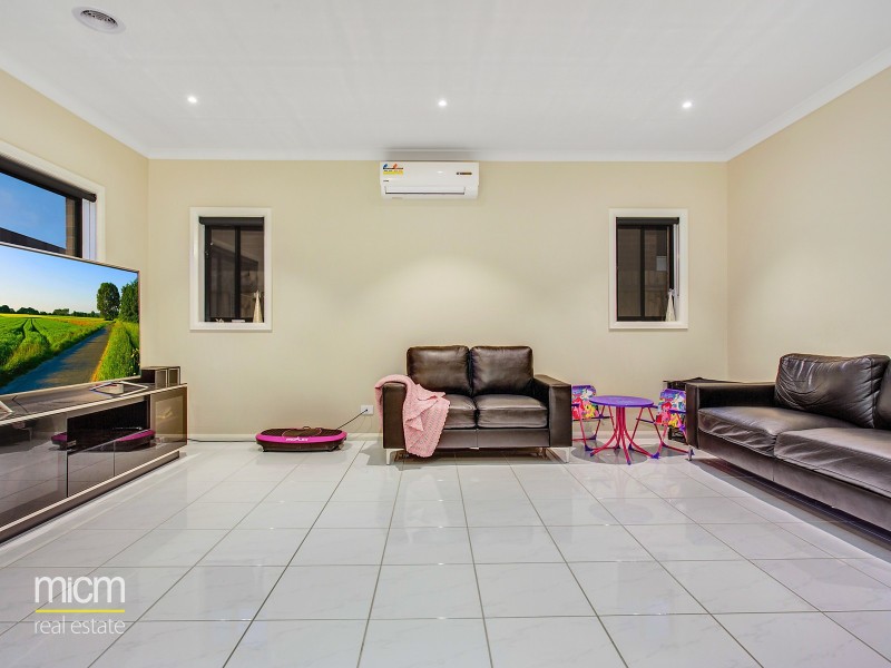 27 Constellation Circuit, Truganina VIC 3029