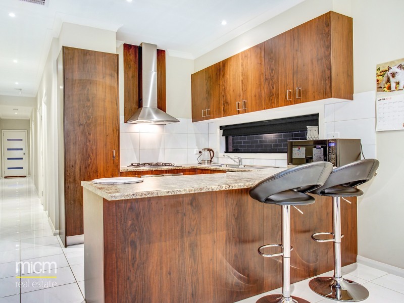 27 Constellation Circuit, Truganina VIC 3029