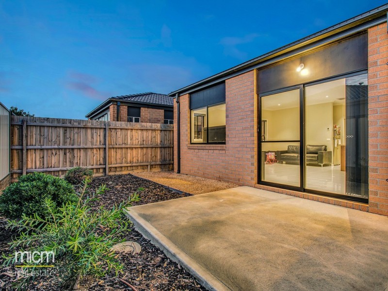 27 Constellation Circuit, Truganina VIC 3029