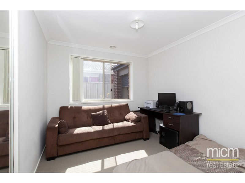 8 Corinna Avenue, Truganina VIC 3029