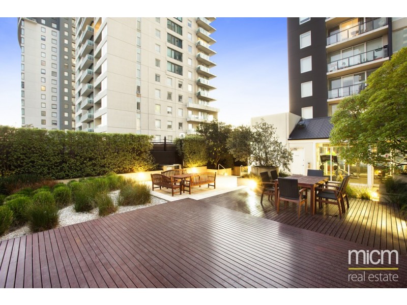 157/79 Whiteman Street, Southbank VIC 3006