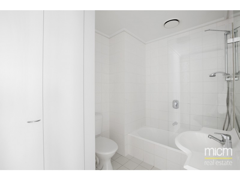 183/99 Whiteman Street, Southbank VIC 3006