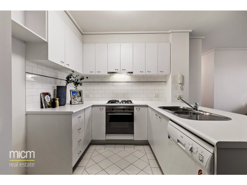 1110/28 Bank Street, South Melbourne VIC 3205