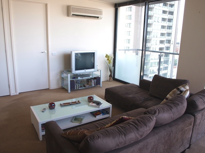 REF 23449/100 Kavanagh Street, Southbank VIC 3006