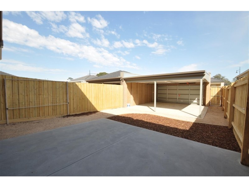 21 Village Walk, Mernda VIC 3754