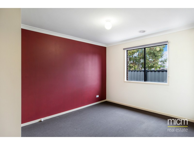 68 Breasley Parkway, Point Cook VIC 3030