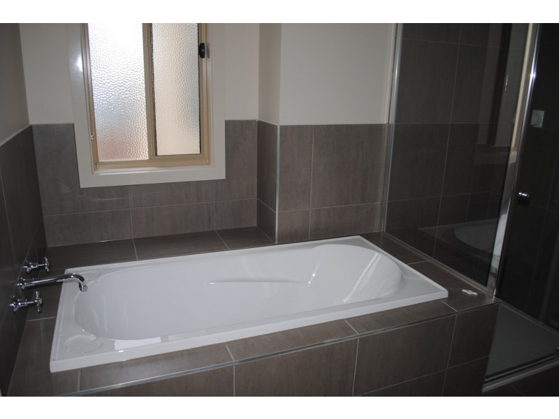 5 Capital Way, Point Cook VIC 3030