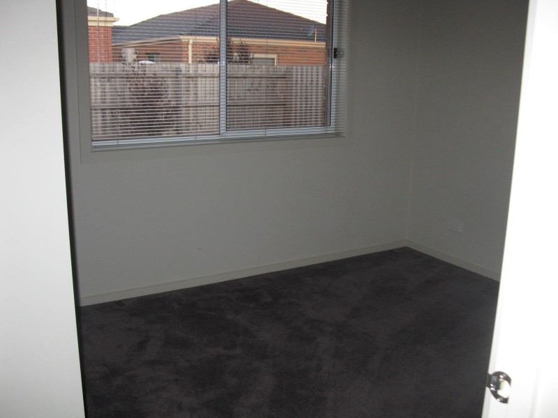 23 Cloudy Crescent, Point Cook VIC 3030