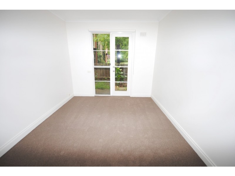 REF 43389/56 Leicester Street, Carlton VIC 3053