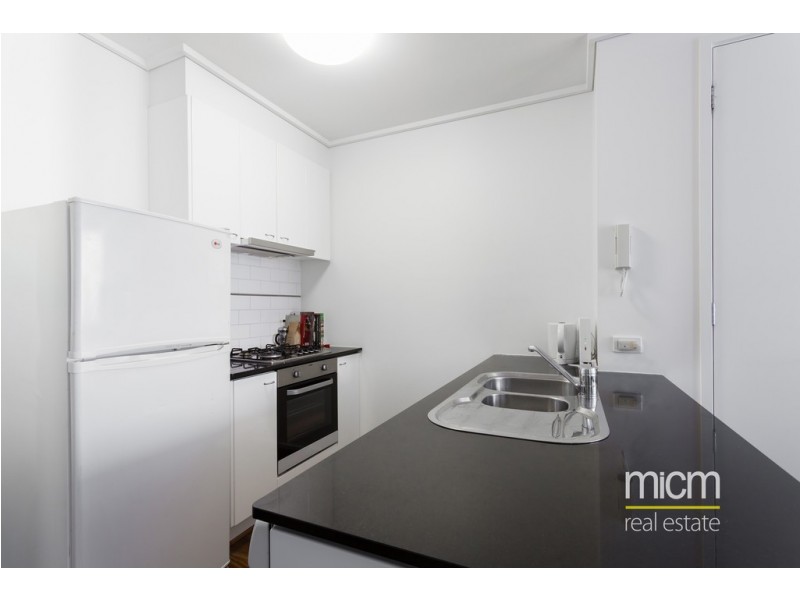 203/99 Whiteman Street, Southbank VIC 3006