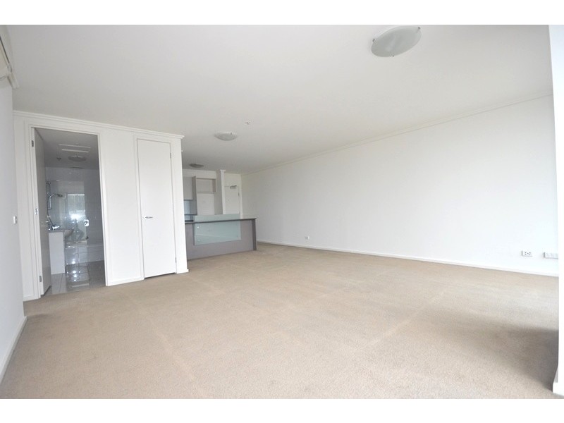 REF 23480/88 Kavanagh Street, Southbank VIC 3006