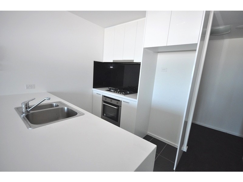 REF 33148/241 City Road, Southbank VIC 3006