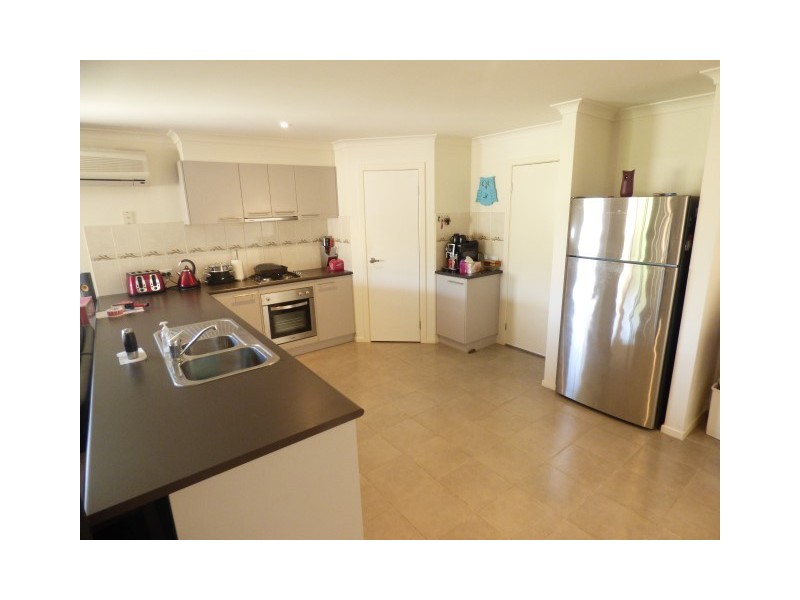 5 Hydrangea Drive, Point Cook VIC 3030