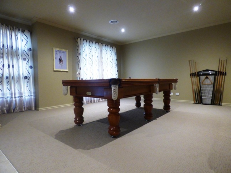 32 Pearce Circuit, Point Cook VIC 3030