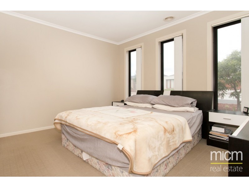 16 Balmain Circuit, Taylors Hill VIC 3037