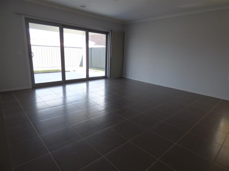 16 Gallant Road, Point Cook VIC 3030