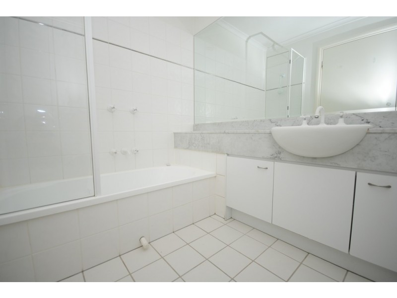 REF 23505/632 St Kilda Road, Melbourne VIC 3004