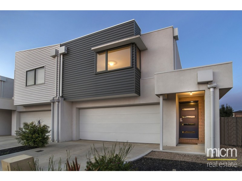 19 Chapel Street, Point Cook VIC 3030