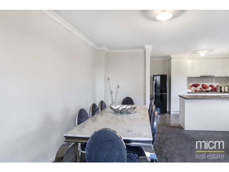 19 Chapel Street, Point Cook VIC 3030