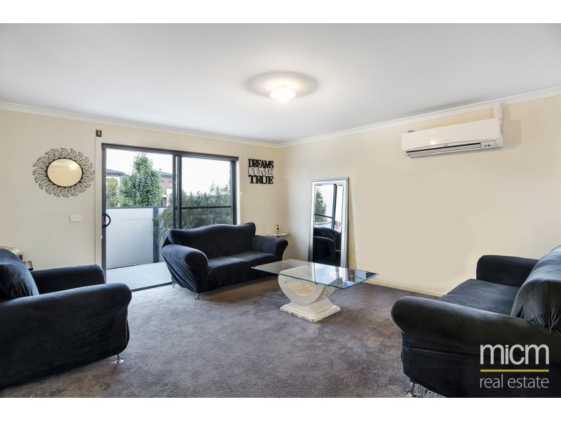19 Chapel Street, Point Cook VIC 3030