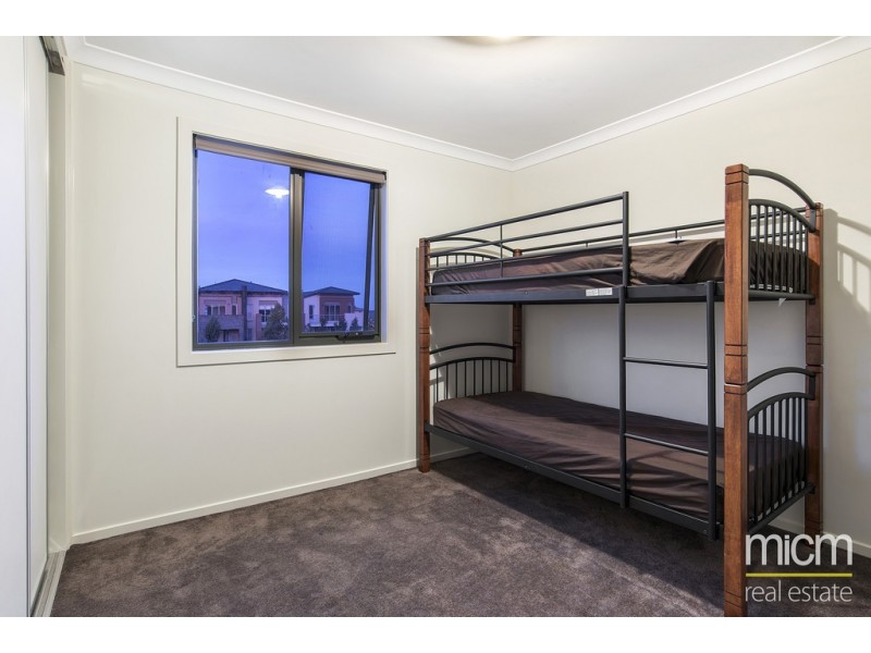 19 Chapel Street, Point Cook VIC 3030