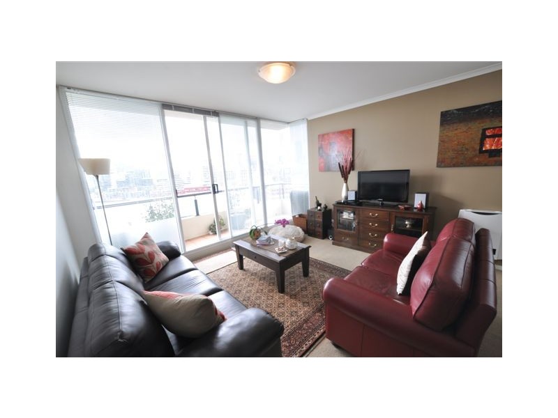 REF 23514/79 Whiteman Street, Southbank VIC 3006