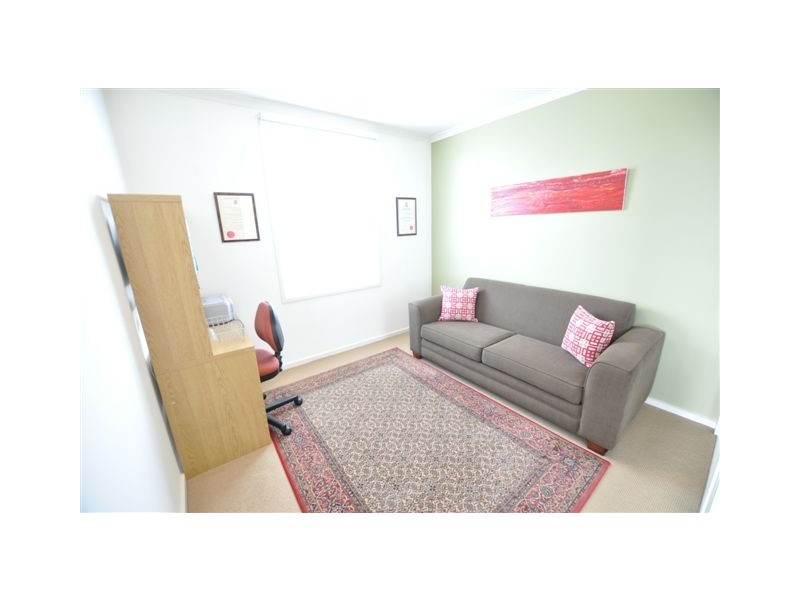 REF 23514/79 Whiteman Street, Southbank VIC 3006