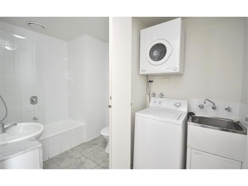 REF 23517/88 Kavanagh Street, Southbank VIC 3006
