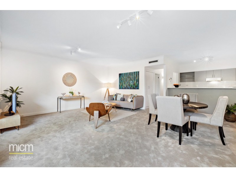18/682 Nicholson Street, Fitzroy North VIC 3068