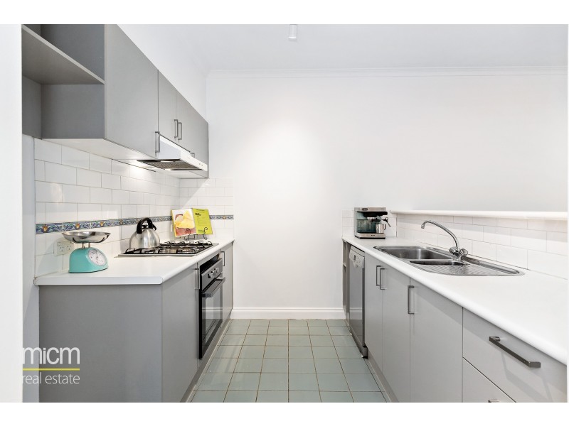 18/682 Nicholson Street, Fitzroy North VIC 3068
