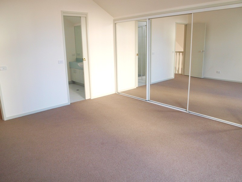 REF 23522/480 La Trobe Street, Melbourne VIC 3000