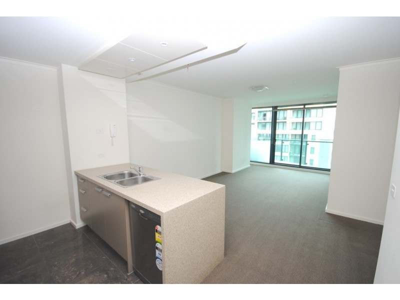REF 23527/180 City Road, Southbank VIC 3006