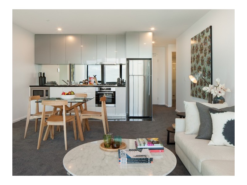 REF 2L/151 City Road, Southbank VIC 3006