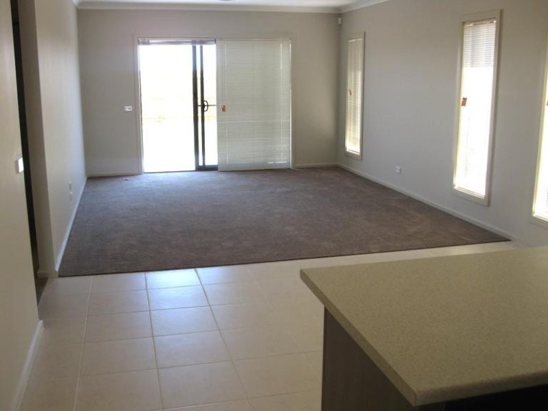 20 Arrowgrass Drive, Point Cook VIC 3030