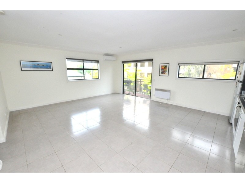 203/69 Stead Street, South Melbourne VIC 3205