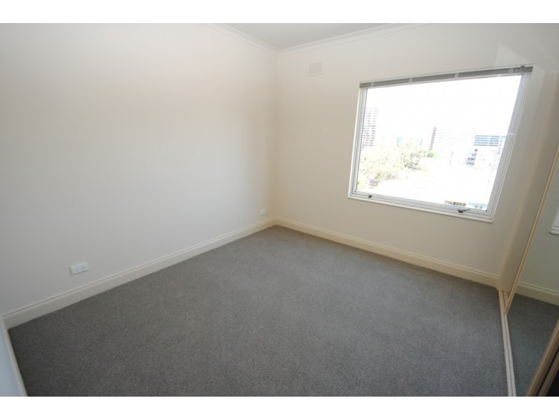 REF 23534/8 Wells Street, Southbank VIC 3006