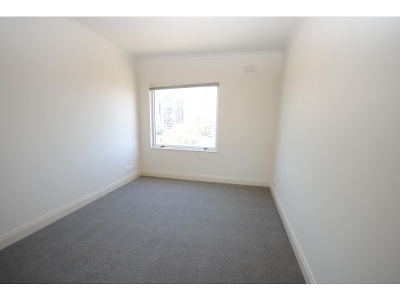 REF 23534/8 Wells Street, Southbank VIC 3006