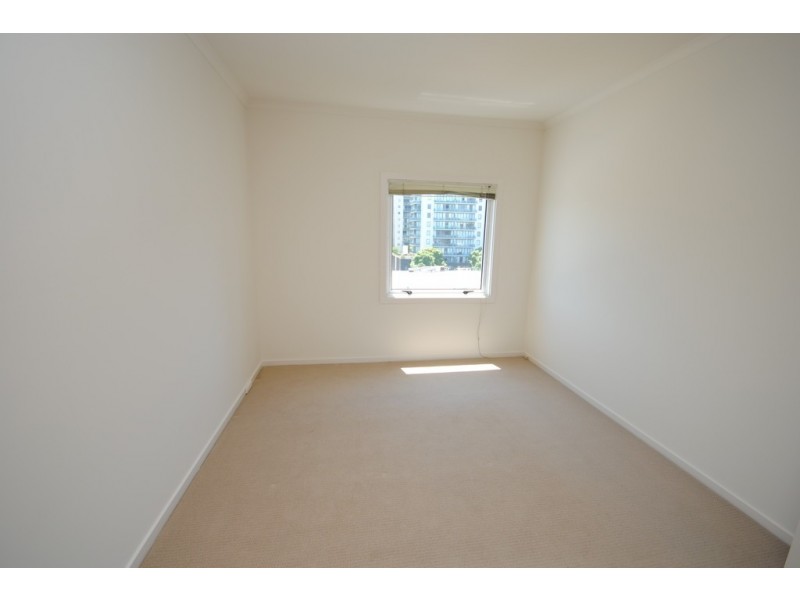 REF 23536/88 Park Street, South Melbourne VIC 3205