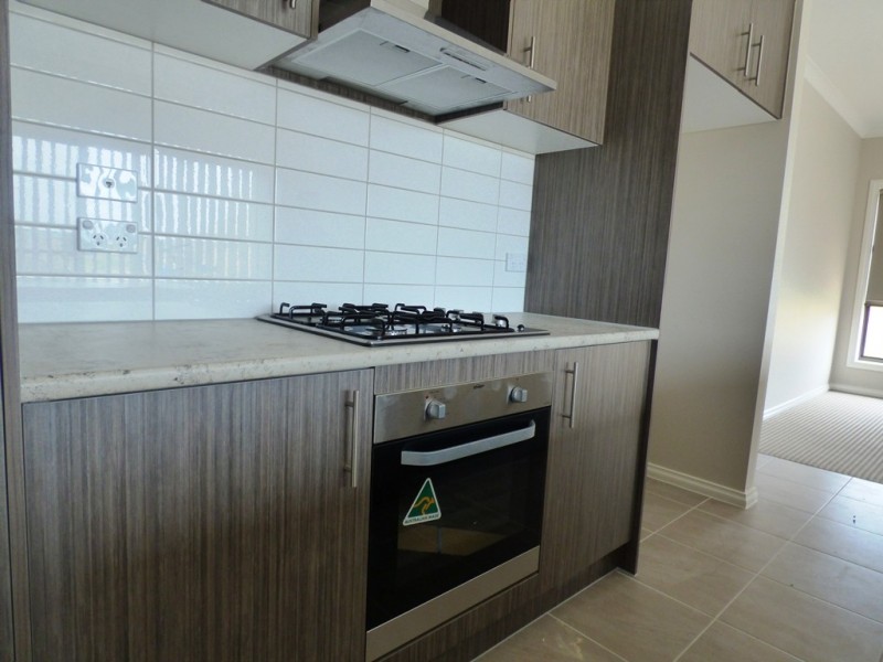 10 Barleycorn Street, Point Cook VIC 3030