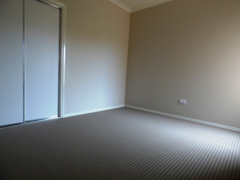 10 Barleycorn Street, Point Cook VIC 3030