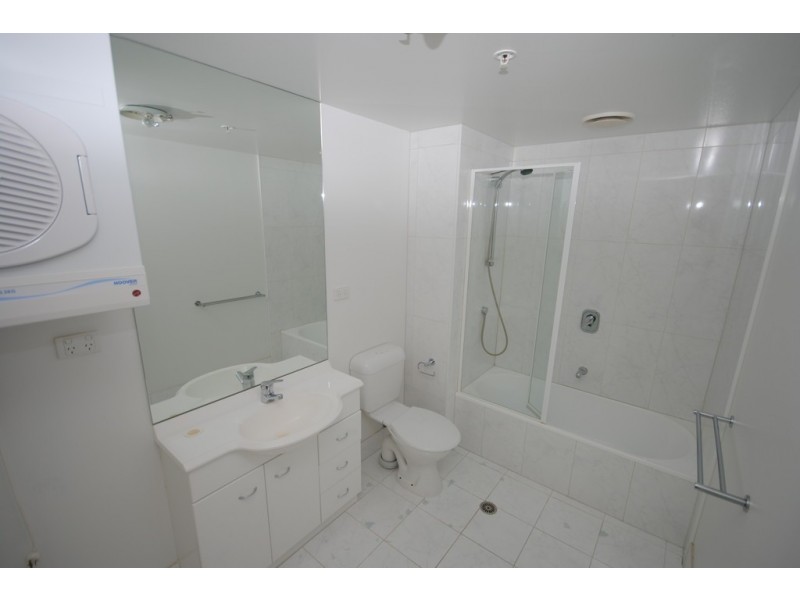 REF 23543/163 City Road, Southbank VIC 3006