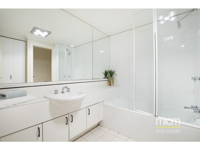 33/52 Leicester Street, Carlton VIC 3053