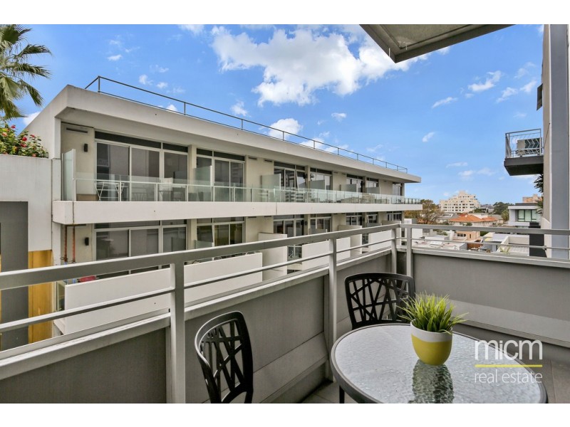 502G/93 Dow Street, Port Melbourne VIC 3207
