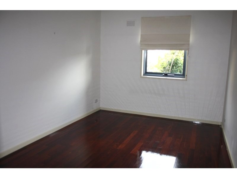 REF 23559/102 Wells Street, Southbank VIC 3006