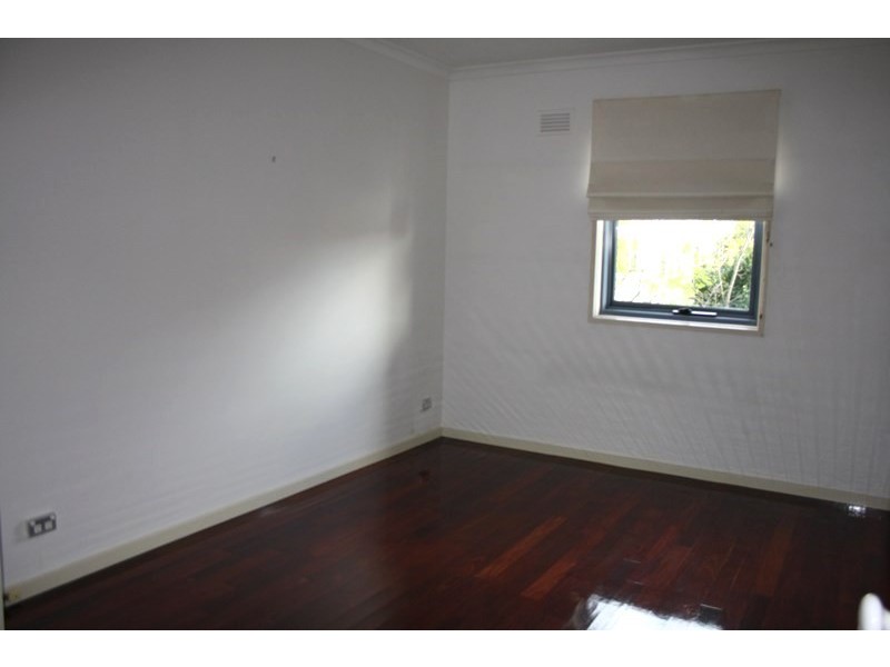 REF 23559/102 Wells Street, Southbank VIC 3006