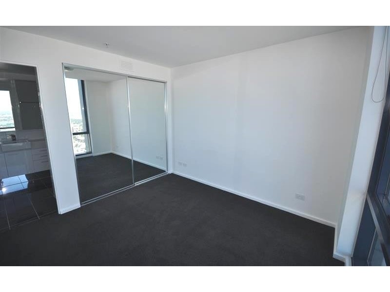 REF 23560/241 City Road, Southbank VIC 3006