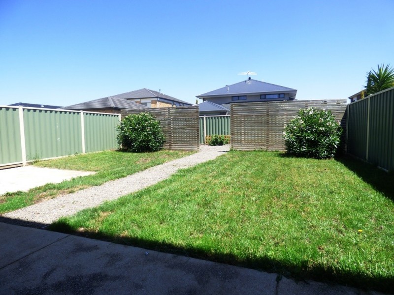 19 Hyde Park Terrace, Point Cook VIC 3030