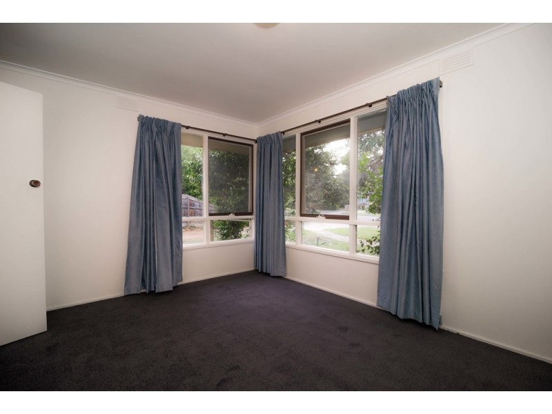 6 Dornoch Court, Croydon VIC 3136
